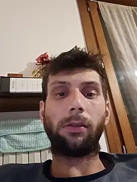 Snapshot of dariodario chatting on February 2, 2026, 10:20 pm dariodario online show from February 2, 2026, 10:20 pm