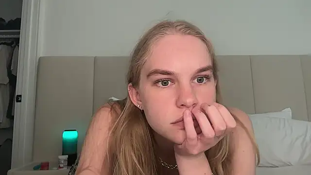 AlexKelseyx online show from September 21, 2025, 10:04 pm