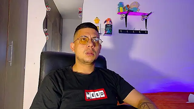 Nymphobuddies online show from September 29, 2025, 8:25 pm