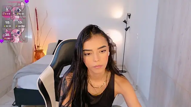 AnabelWolf online show from November 25, 2025, 2:28 pm