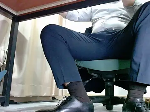 softlyS online show from February 16, 2025, 4:42 pm