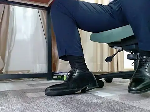 softlyS online show from February 22, 2025, 4:09 pm