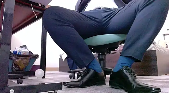 softlyS online show from February 12, 2025, 7:55 am