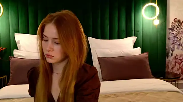 MichelleReid online show from November 13, 2025, 3:10 am