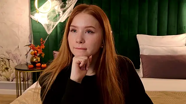 MichelleReid online show from October 22, 2025, 3:06 am