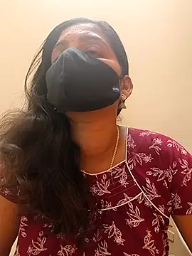 Tamil Shalini Lustyy online show from January 8, 2026, 4:02 pm