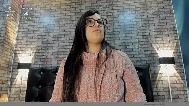 Snapshot of Victoria_Ponce1 chatting on November 11, 2025, 4:24 pm Victoria Ponce1 online show from November 11, 2025, 4:24 pm