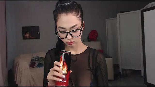 NamiLoveRoom online show from December 7, 2024, 6:48 am