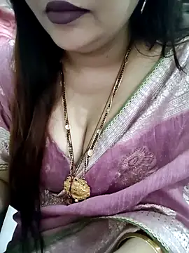 Snapshot of Mayuri77 chatting on February 27, 2026, 6:19 pm Mayuri77 online show from February 27, 2026, 6:19 pm