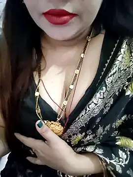 Snapshot of Mayuri77 chatting on February 27, 2026, 6:13 am Mayuri77 online show from February 27, 2026, 6:13 am