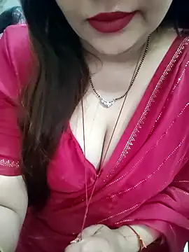 Snapshot of Mayuri77 chatting on February 4, 2026, 5:41 pm Mayuri77 online show from February 4, 2026, 5:41 pm