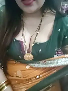 Snapshot of Mayuri77 chatting on February 19, 2026, 6:05 pm Mayuri77 online show from February 19, 2026, 6:05 pm