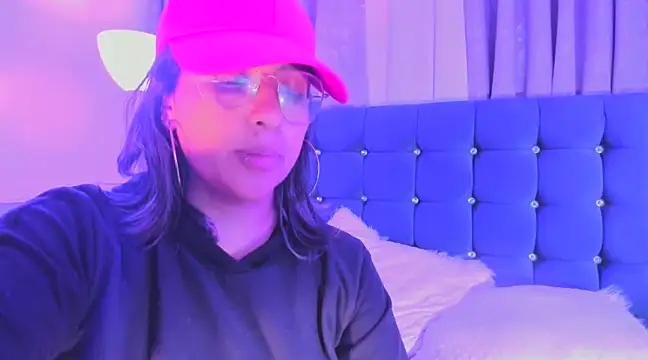 Pandoracherry online show from February 11, 2025, 9:31 am