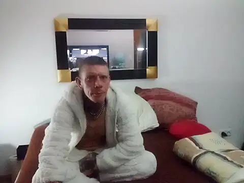 Snapshot of Tattooguy_86 chatting on November 22, 2025, 1:48 am Tattooguy 86 online show from November 22, 2025, 1:48 am