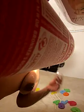 Snapshot of shyfr34k chatting on September 27, 2025, 2:18 am shyfr34k online show from September 27, 2025, 2:18 am