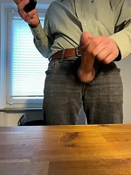 Snapshot of dirtyeeedii chatting on November 11, 2025, 2:56 pm dirtyeeedii online show from November 11, 2025, 2:56 pm