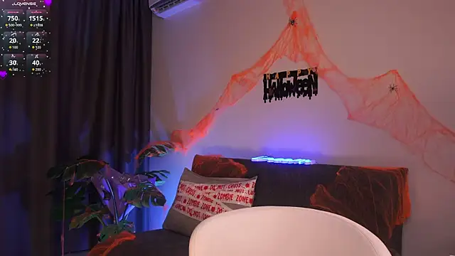 Snapshot of Adriasha chatting on October 30, 2025, 9:55 pm Adriasha online show from October 30, 2025, 9:55 pm