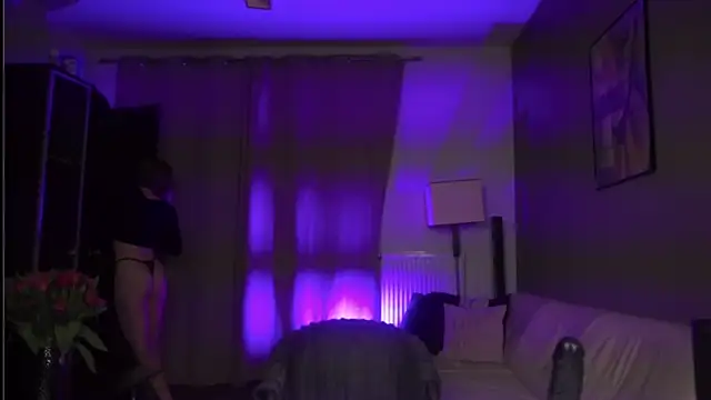 Snapshot of Adriasha chatting on March 8, 2025, 11:18 pm Adriasha online show from March 8, 2025, 11:18 pm