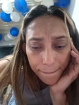 salome drasin online show from May 15, 2026, 11:47 pm