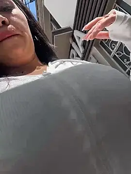 LIZ-06  online show from March 20, 2026, 3:13 pm