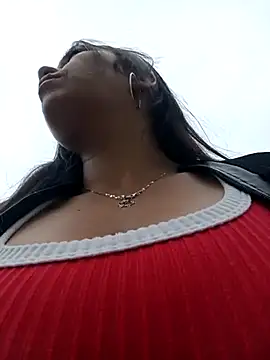 LIZ-06  online show from March 17, 2025, 12:46 pm