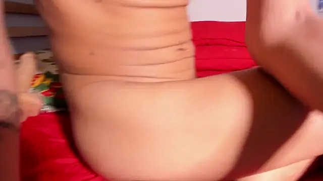 alisson-villalobos online show from December 14, 2024, 3:04 pm