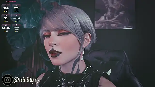 Snapshot of Trinity___s chatting on January 26, 2025, 5:02 pm Trinity s online show from January 26, 2025, 5:02 pm