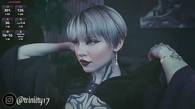 Snapshot of Trinity___s chatting on February 10, 2025, 6:35 pm Trinity s online show from February 10, 2025, 6:35 pm