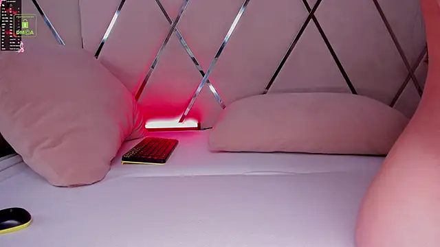 Snapshot of TerryBeauty chatting on December 5, 2025, 4:44 am TerryBeauty online show from December 5, 2025, 4:44 am