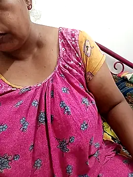 Hotty-rumi online show from November 9, 2025, 2:10 pm