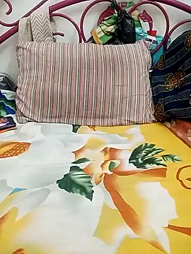 Hotty-rumi online show from November 29, 2025, 5:35 pm