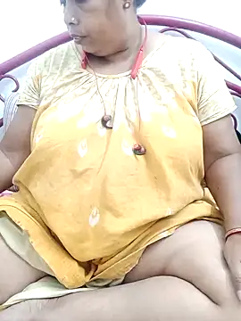 Hotty-rumi online show from November 28, 2025, 4:40 pm