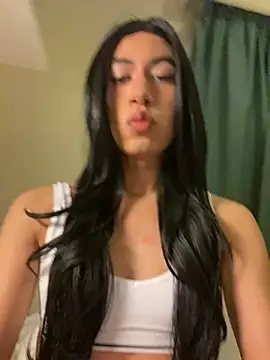 Snapshot of Missgeorgina__ chatting on March 13, 2025, 9:16 pm Missgeorgina online show from March 13, 2025, 9:16 pm