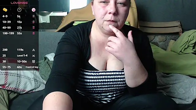 KasiaPrivat online show from February 11, 2025, 4:56 pm