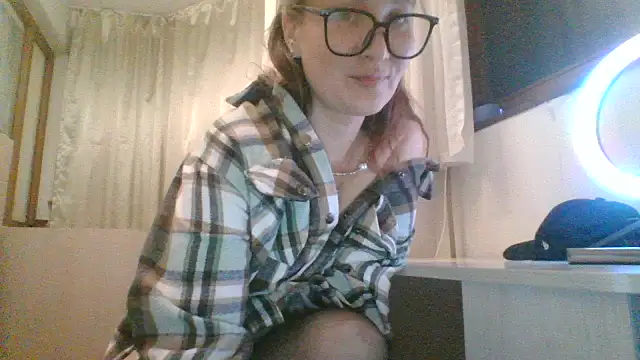 Snapshot of Yulia777 chatting on April 22, 2026, 6:04 pm Yulia777 online show from April 22, 2026, 6:04 pm