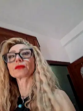 Snapshot of harleyejoker1 chatting on February 24, 2026, 10:38 am harleyejoker1 online show from February 24, 2026, 10:38 am