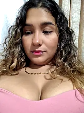 Snapshot of BrendaGirs chatting on December 1, 2025, 2:23 am BrendaGirs online show from December 1, 2025, 2:23 am