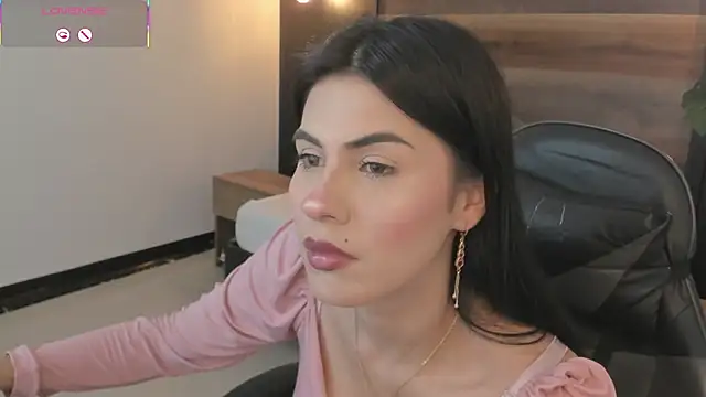 stephanya  online show from February 16, 2026, 7:23 pm