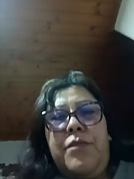 Darly Gomez online show from February 13, 2026, 3:50 am