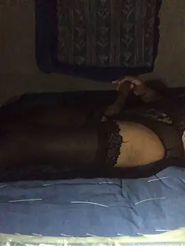 manuamador online show from December 23, 2025, 4:23 am