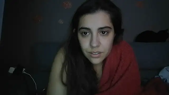 Snapshot of Ursumi1 chatting on December 16, 2025, 10:36 pm Ursumi1 online show from December 16, 2025, 10:36 pm