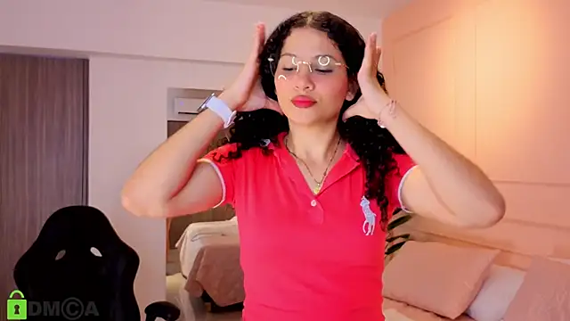 Snapshot of SHARONN____ chatting on November 13, 2025, 3:54 am SHARONN online show from November 13, 2025, 3:54 am