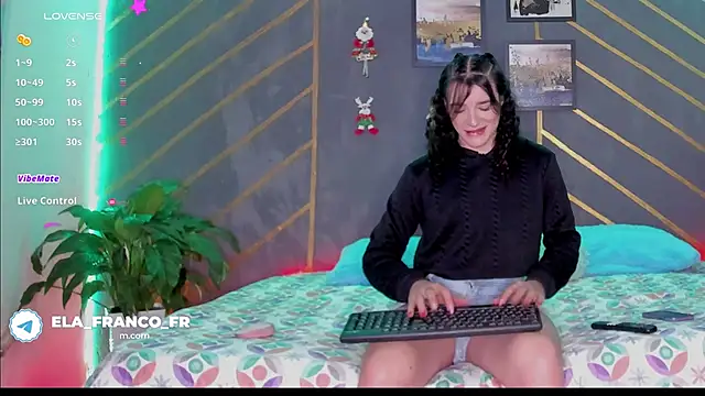 Snapshot of elafranco_ chatting on December 28, 2024, 11:05 pm elafranco online show from December 28, 2024, 11:05 pm