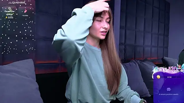 Ishtar Divine online show from March 25, 2026, 3:33 pm