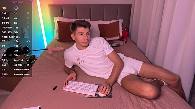 Walt Enjoy online show from November 28, 2025, 6:08 pm