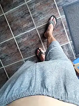 Snapshot of paubabando_ chatting on January 13, 2025, 9:20 pm paubabando online show from January 13, 2025, 9:20 pm