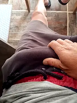 Snapshot of paubabando_ chatting on January 3, 2025, 1:02 pm paubabando online show from January 3, 2025, 1:02 pm