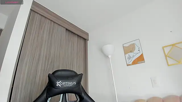 Snapshot of Tamaraa_Serra chatting on October 6, 2025, 7:25 pm Tamaraa Serra online show from October 6, 2025, 7:25 pm