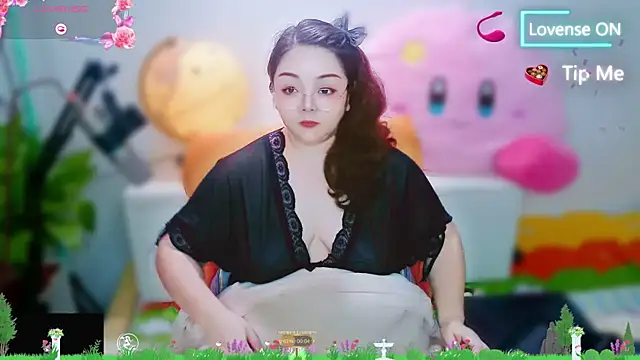 Snapshot of Weiwei5200 chatting on November 2, 2025, 3:06 pm Weiwei5200 online show from November 2, 2025, 3:06 pm