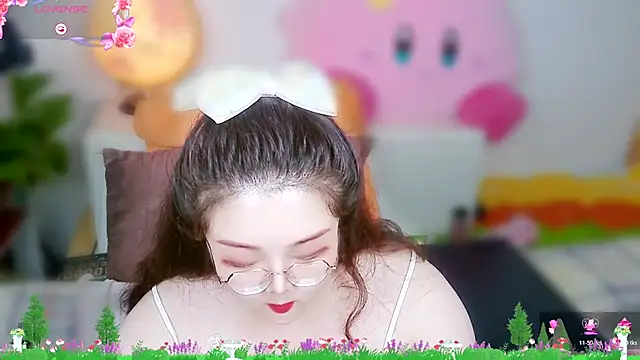 Snapshot of Weiwei5200 chatting on November 9, 2025, 2:26 am Weiwei5200 online show from November 9, 2025, 2:26 am